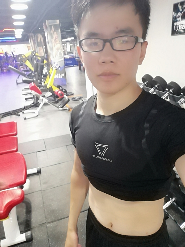 石榴裙下的第一张照片--贵港相亲服务中心