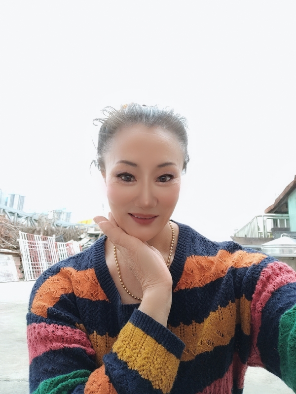 燕子的第四张照片--贵港相亲服务中心