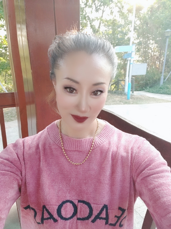 燕子的第五张照片--贵港相亲服务中心