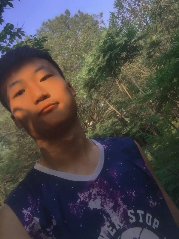 夏日的第一张照片--贵港相亲服务中心