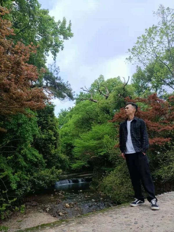 小白的第一张照片--贵港相亲服务中心