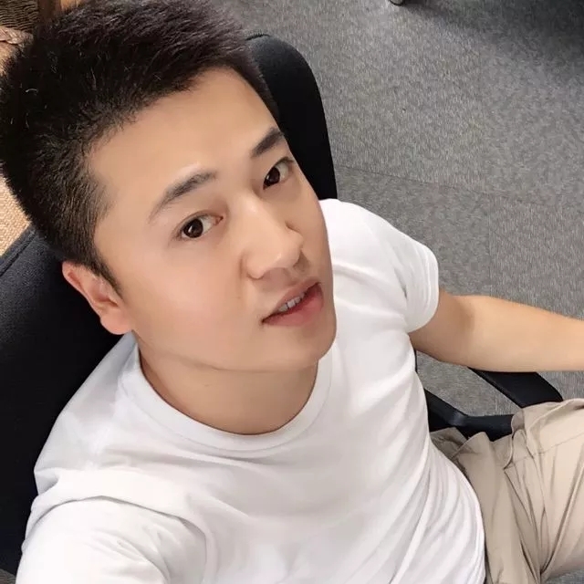 稻草人的第一张照片--贵港相亲服务中心