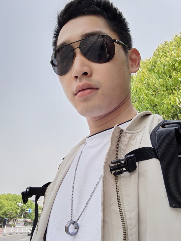 残花落陌,的第一张照片--贵港相亲服务中心