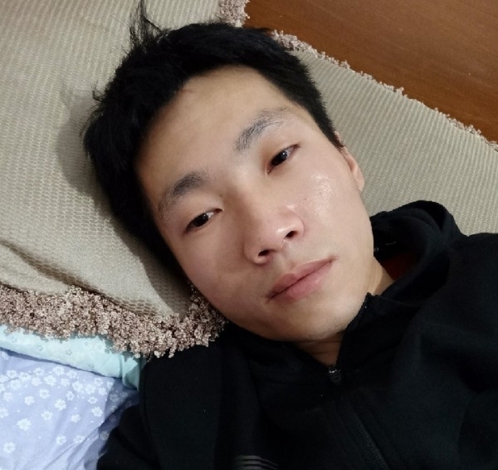 老鼠爱上猫的第一张照片--贵港相亲服务中心