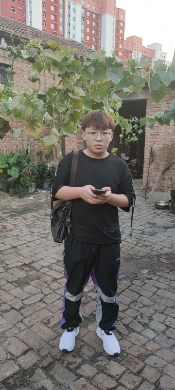 辛禹的第二张照片--贵港相亲服务中心