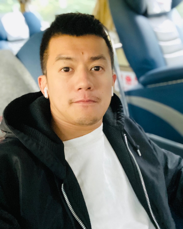 陈赫的第一张照片--贵港相亲服务中心