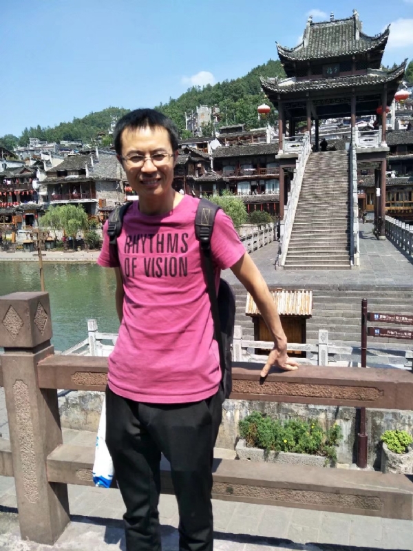 会飞的鱼的第一张照片--贵港相亲服务中心