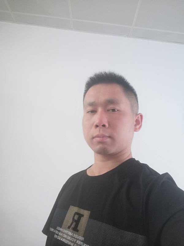 孤独的狼的第一张照片--贵港相亲服务中心