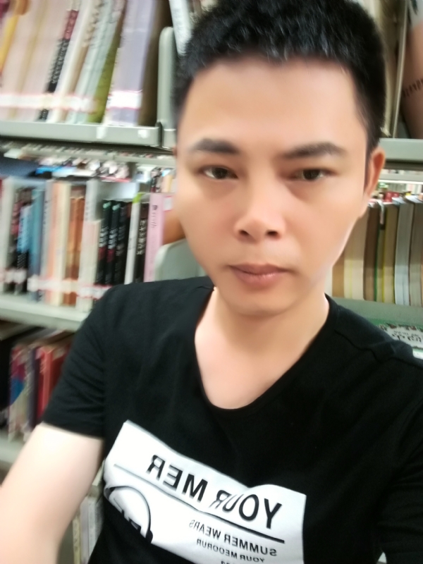 青青子衿的第一张照片--贵港相亲服务中心