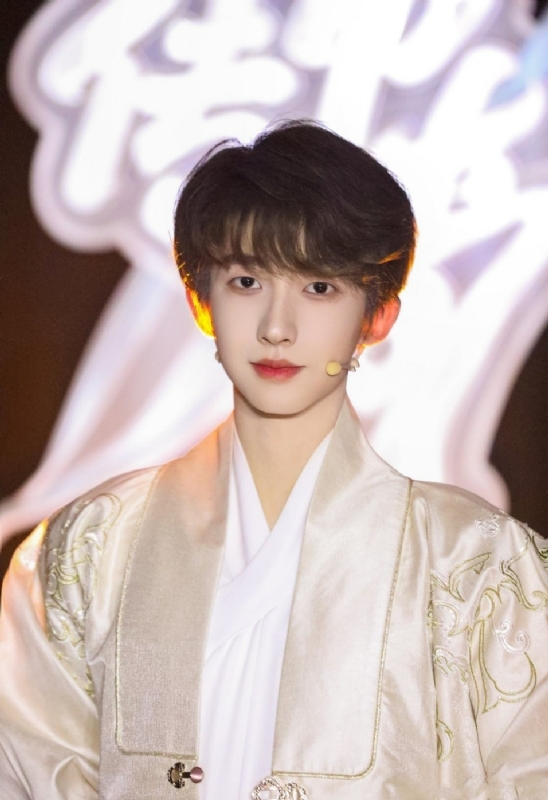 月影韶华呀的第一张照片--贵港相亲服务中心