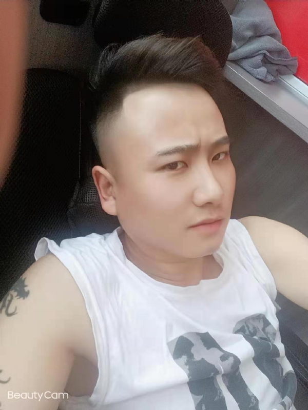 上善若水的第二张照片--贵港相亲服务中心