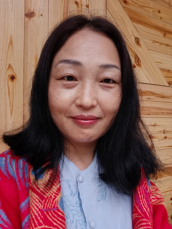 天山雪莲的第一张照片--贵港相亲服务中心