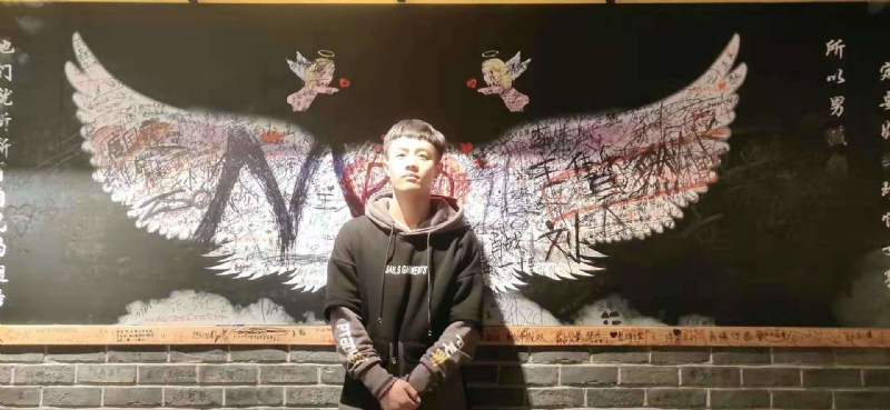 水彩画师的第一张照片--贵港相亲服务中心