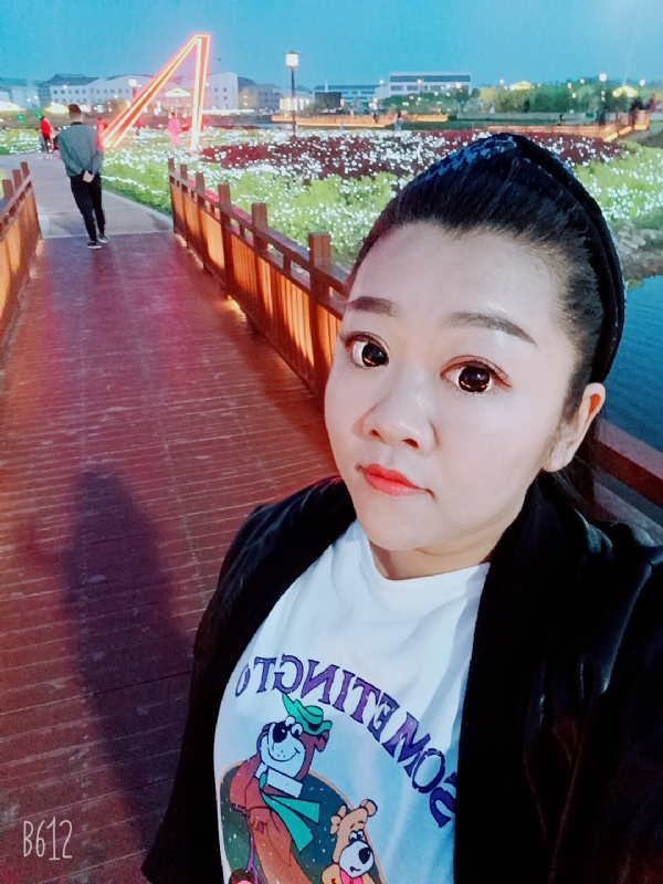 孙晓雪的第一张照片--贵港相亲服务中心