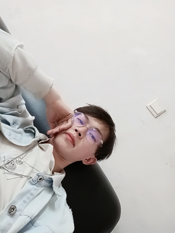 染七的第二张照片--贵港相亲服务中心