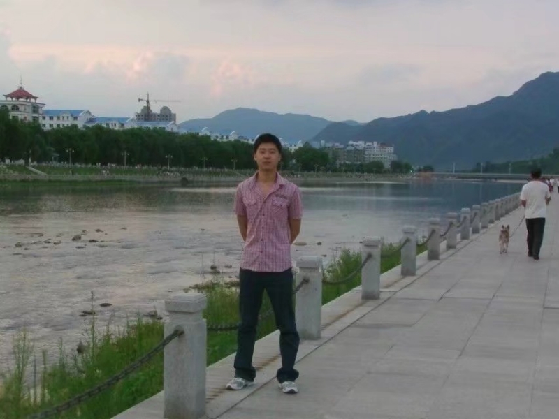 王王的第一张照片--贵港相亲服务中心