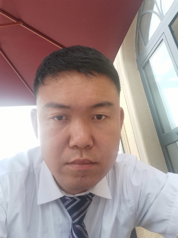 小龙哥的第一张照片--贵港相亲服务中心