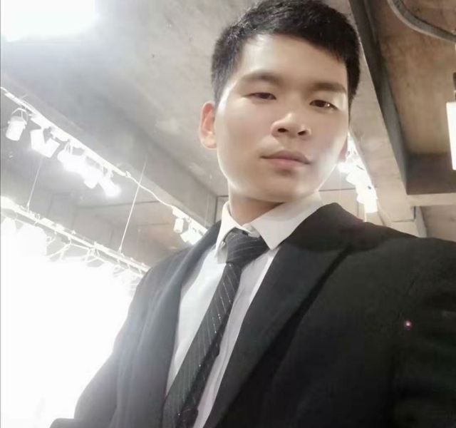 凌晨三点三分的第一张照片--贵港相亲服务中心