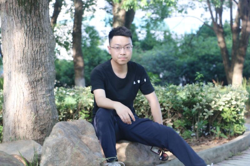 阿帆的第一张照片--贵港相亲服务中心