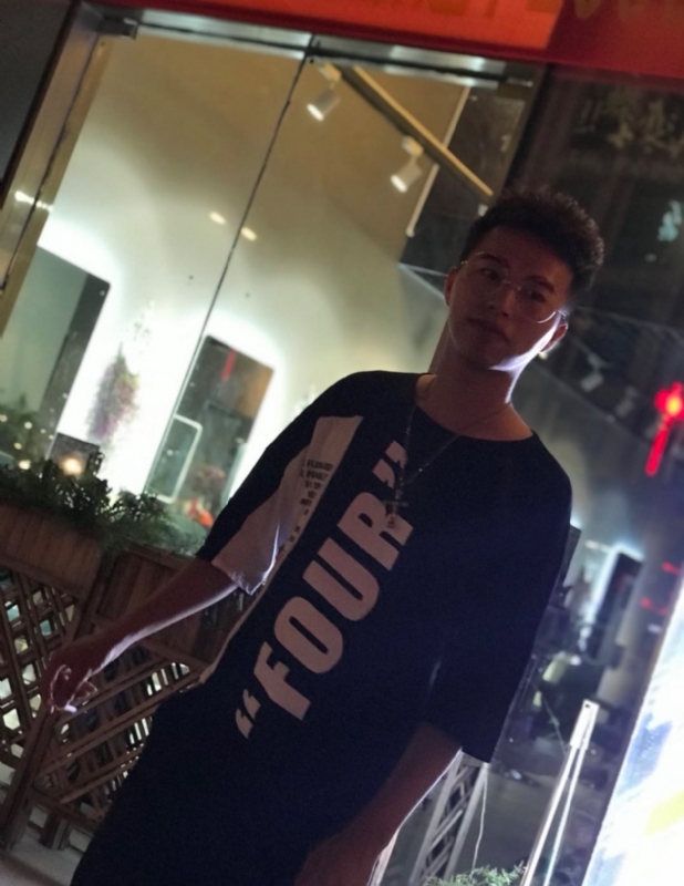 寻找的第一张照片--贵港相亲服务中心