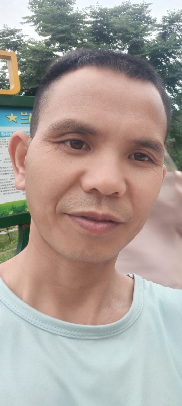 找个相爱的人结婚的第一张照片--贵港相亲服务中心