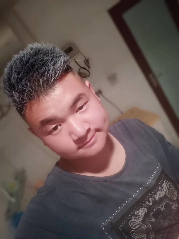 李子木的第二张照片--贵港相亲服务中心