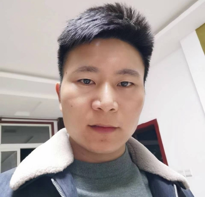 延峰的第一张照片--贵港相亲服务中心