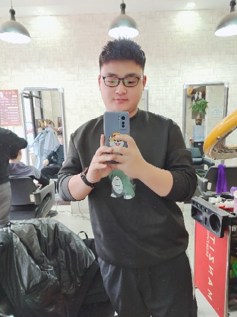 不吃香菜的第一张照片--贵港相亲服务中心