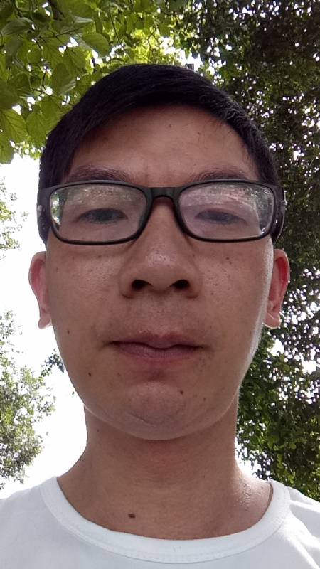 奋斗的第一张照片--贵港相亲服务中心