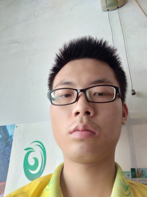 舒荷的第一张照片--贵港相亲服务中心