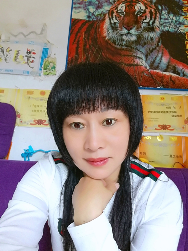 金鱼儿的第二张照片--贵港相亲服务中心