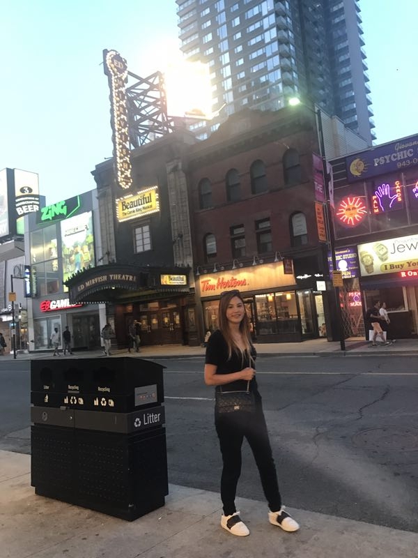 清清的第一张照片--贵港相亲服务中心