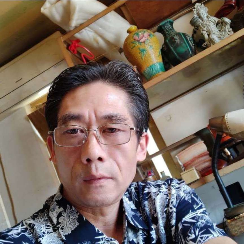 没有爱情也要飞渡一生的第一张照片--贵港相亲服务中心