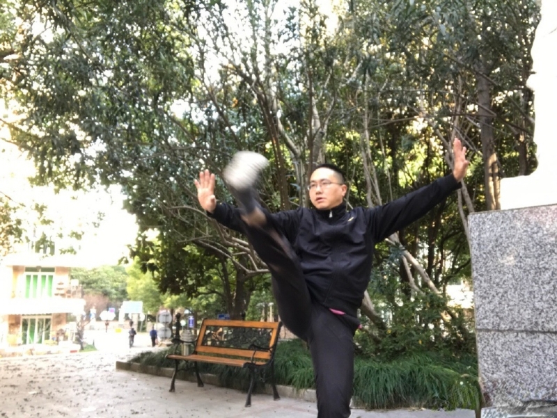 自故深情好受伤的第三张照片--贵港相亲服务中心