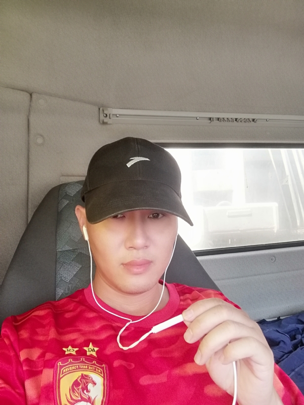 B大叔的第二张照片--贵港相亲服务中心