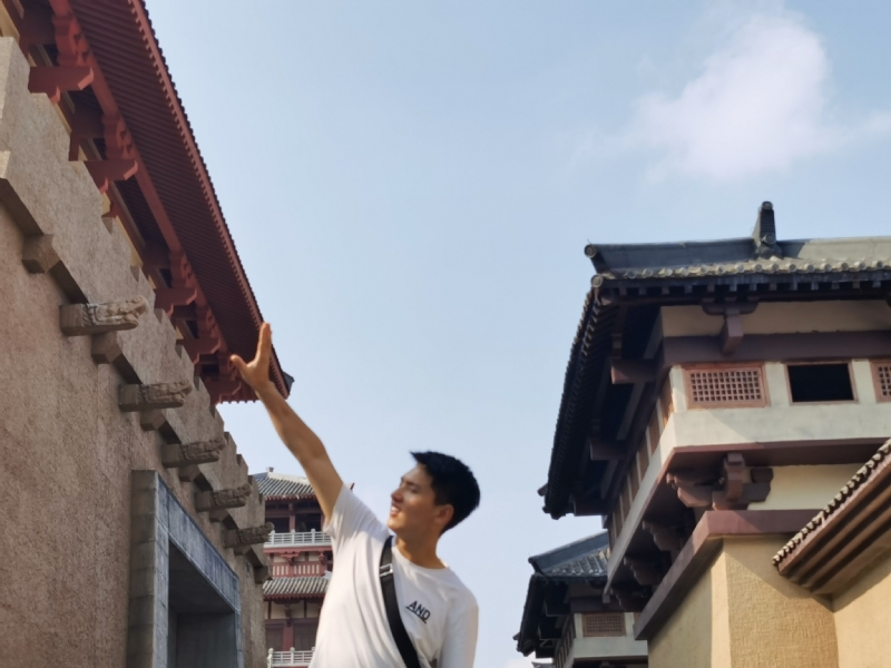 咸鱼不闲的第一张照片--贵港相亲服务中心