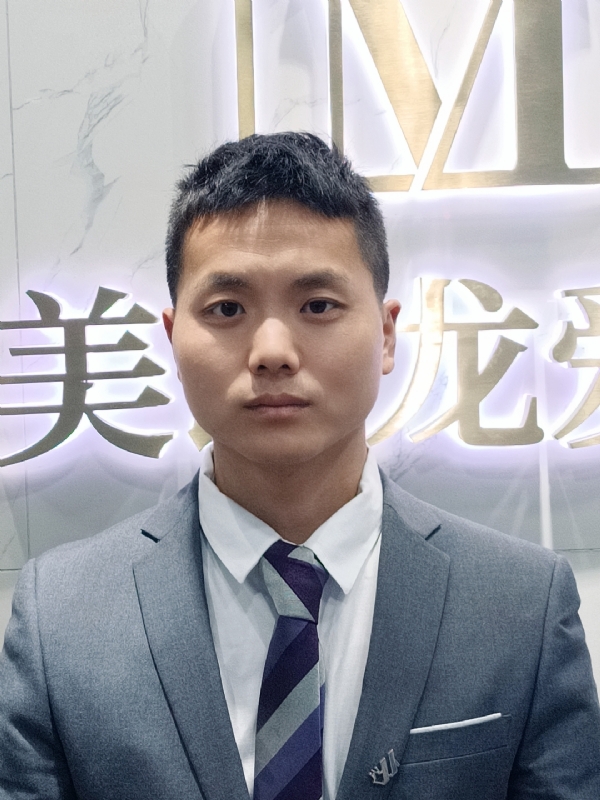 武路的第一张照片--贵港相亲服务中心