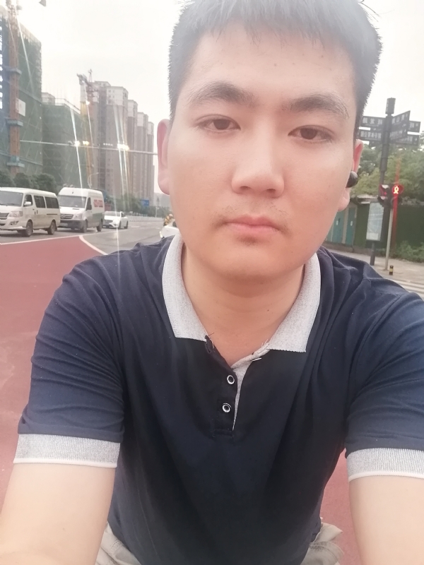 露露的第一张照片--贵港相亲服务中心