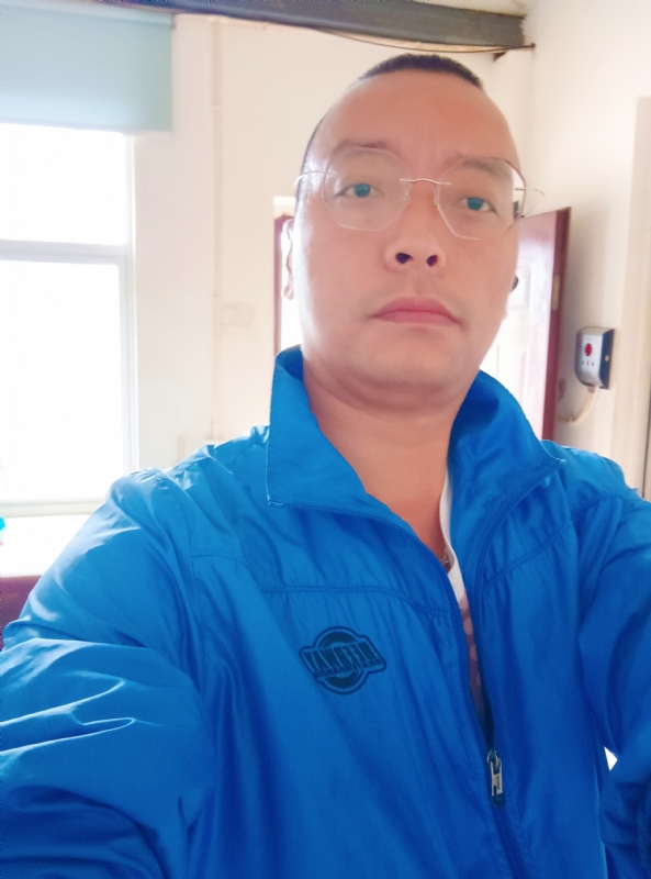 通海混混的第一张照片--贵港相亲服务中心