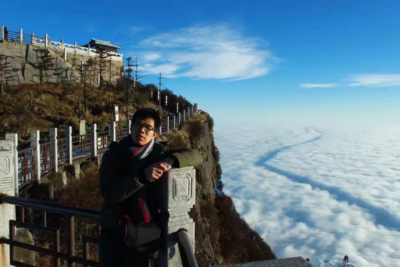 咫尺天涯的第一张照片--贵港相亲服务中心