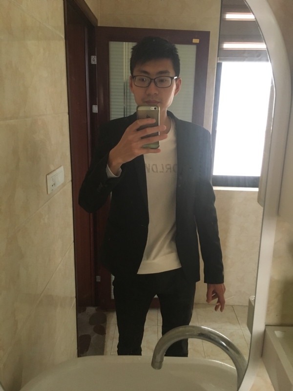 一生何求的第一张照片--贵港相亲服务中心