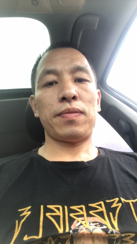 迷茫的第一张照片--贵港相亲服务中心