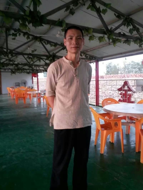 周哥的第三张照片--贵港相亲服务中心