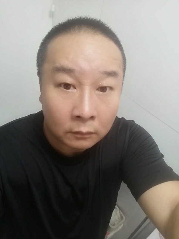 一束光的第一张照片--贵港相亲服务中心