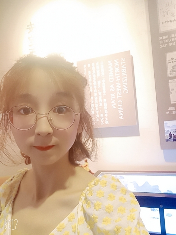 吴小小的第一张照片--贵港相亲服务中心