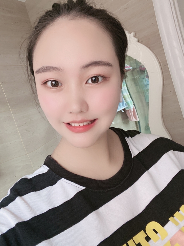 灵儿的第二张照片--贵港相亲服务中心