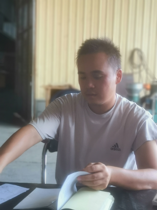 荒原的第一张照片--贵港相亲服务中心