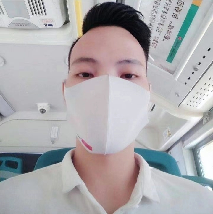 摆渡者的第一张照片--贵港相亲服务中心