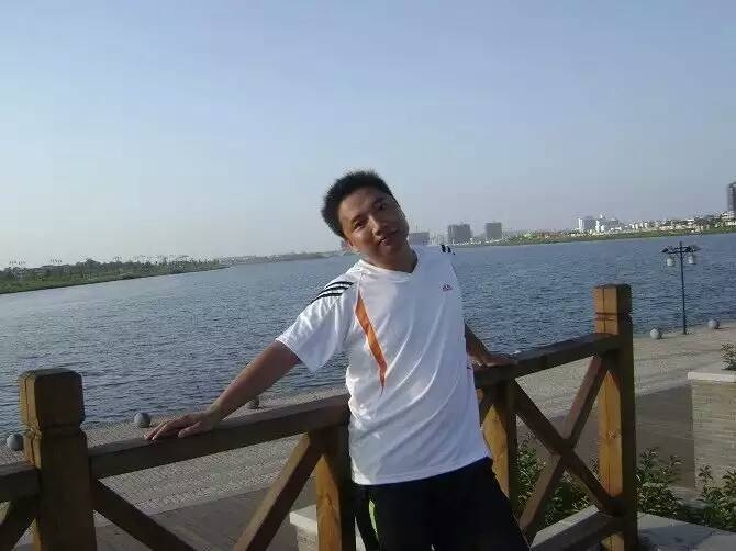 才乡痴情的第二张照片--贵港相亲服务中心