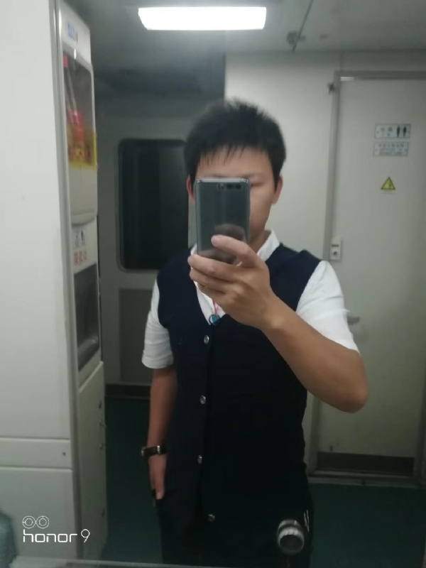 阳光下de幸福的第一张照片--贵港相亲服务中心